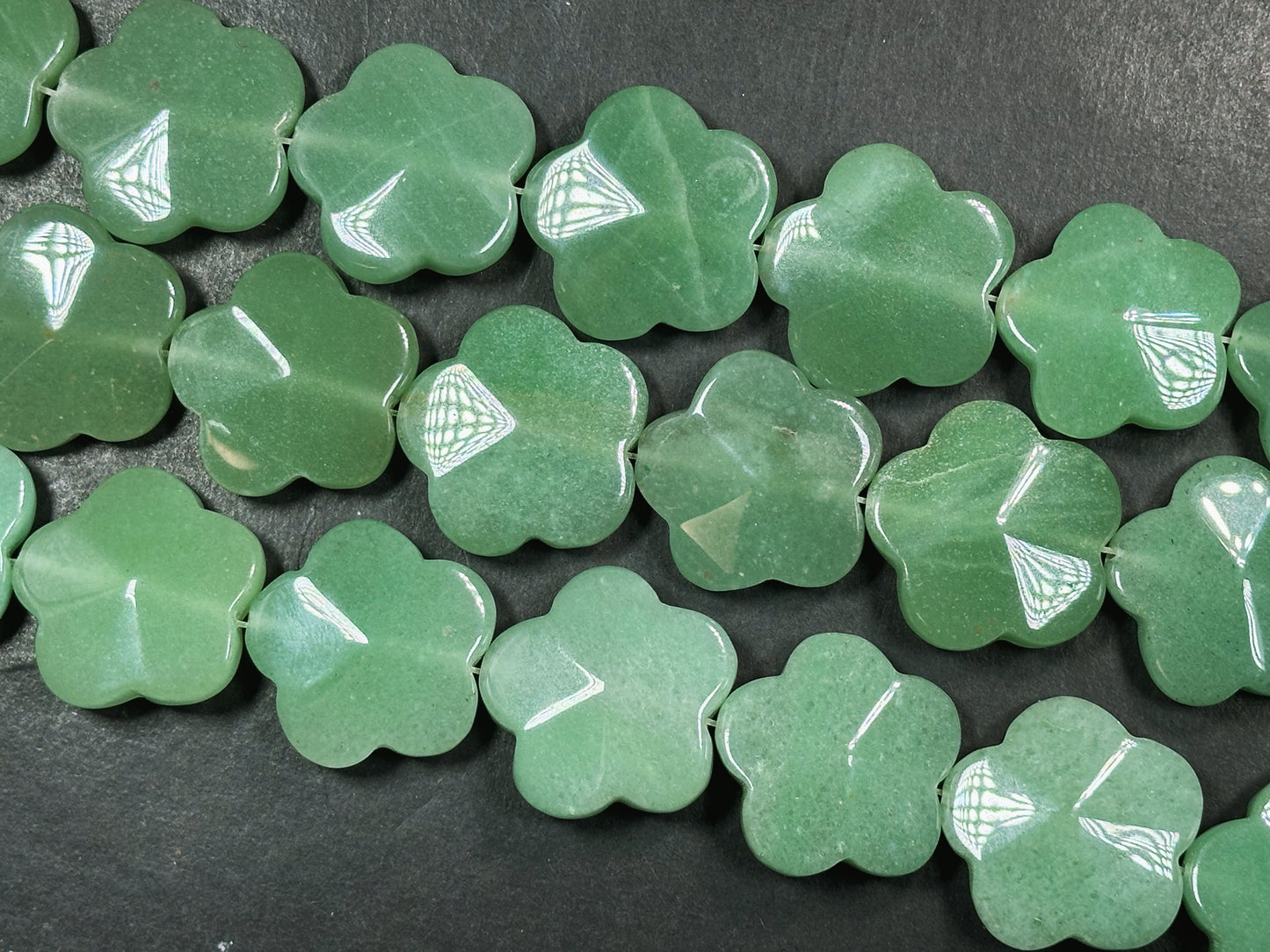 Natural Aventurine Gemstone Bead 30mm Flower Shape Beads, Beautiful Natural Green Color Jade Aventurine Gemstone Beads, Full Strand 15.5"