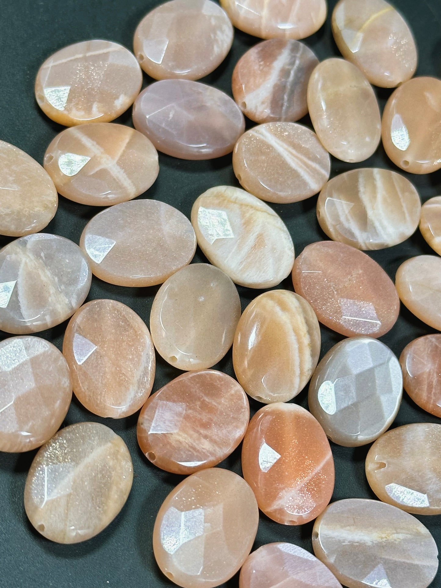 AAA Natural Peach Brown Moonstone Gemstone Bead Faceted 20x15mm Oval Shape, Gorgeous Peach Brown Color Shimmer Moonstone Bead, LOOSE BEADS
