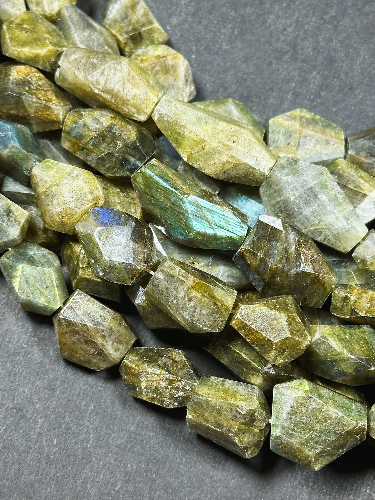 Natural Labradorite Gemstone Bead Faceted Freeform Shape Bead, Beautiful Natural Gray Brown Color w/ Blue Flash Labradorite Stone Bead 15.5"