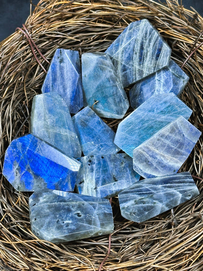 Natural Blue Flash Labradorite Gemstone Bead, Faceted Freeform Teardrop Shape, Beautiful Natural Blue Rainbow Flash Labradorite LOOSE BEADS