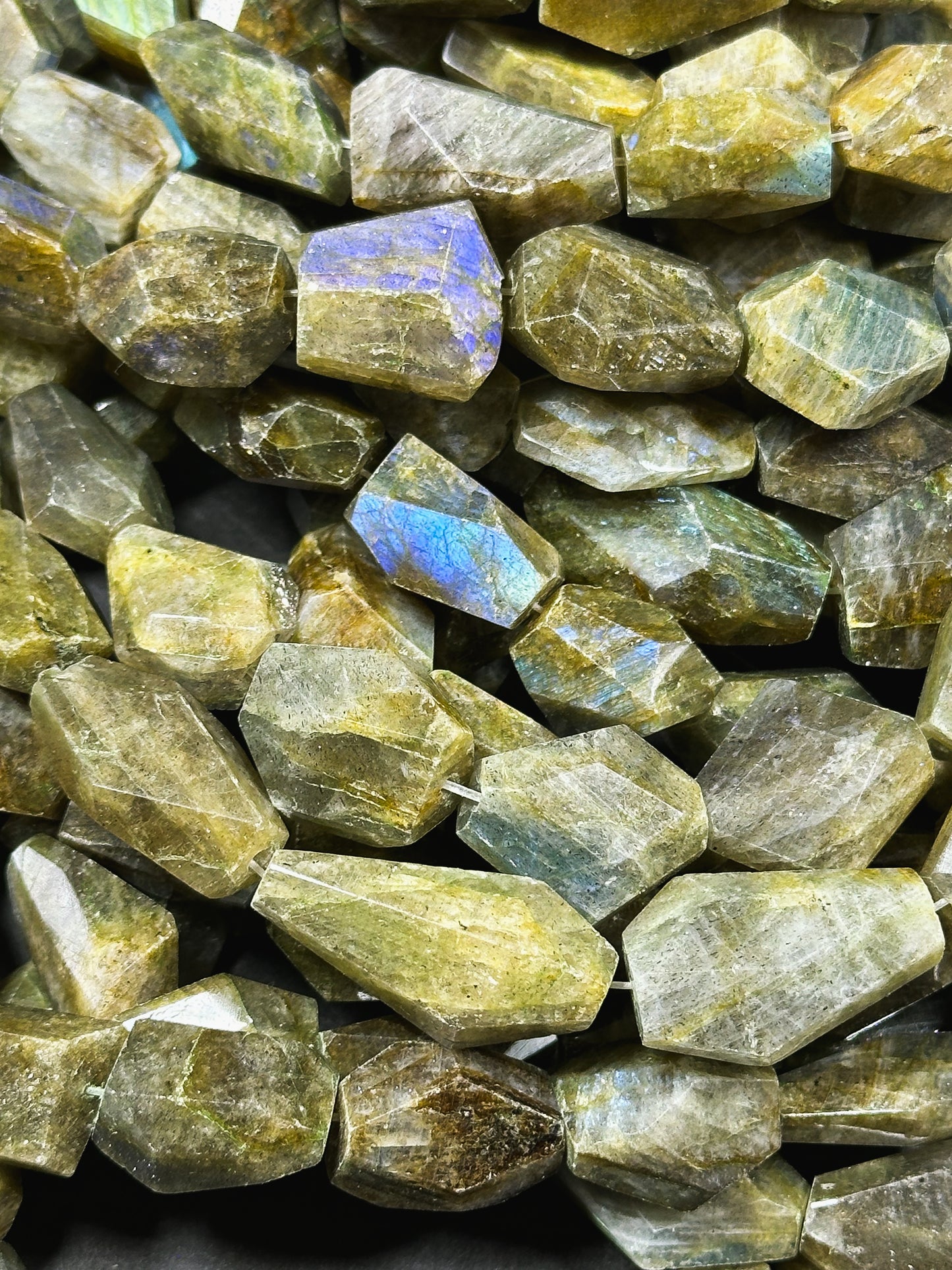 Natural Labradorite Gemstone Bead Faceted Freeform Shape Bead, Beautiful Natural Gray Brown Color w/ Blue Flash Labradorite Stone Bead 15.5"