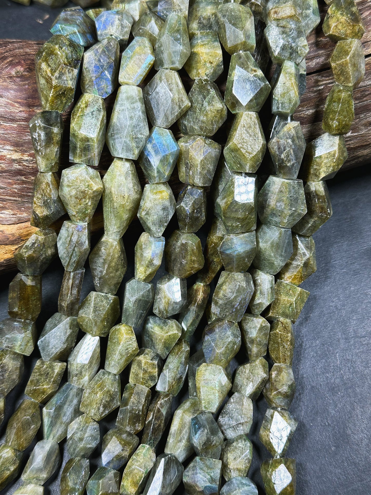 Natural Labradorite Gemstone Bead Faceted Freeform Shape Bead, Beautiful Natural Gray Brown Color w/ Blue Flash Labradorite Stone Bead 15.5"
