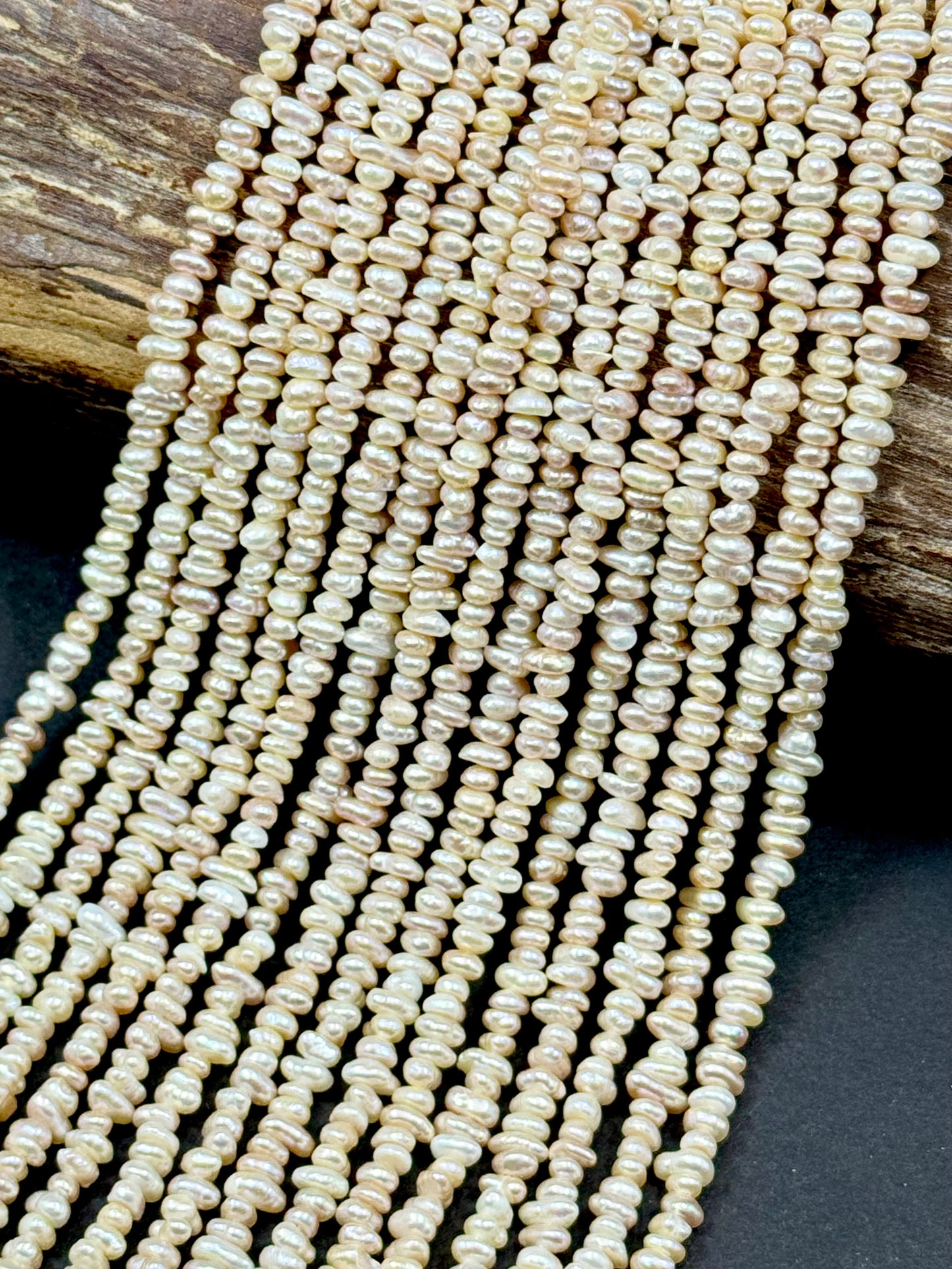 AAA Natural Freshwater Pearl Beads, 4-5mm Keshi Shape Freeform Beads, Beautiful natural PEACHY COLOR fresh water pearl bead. 14”