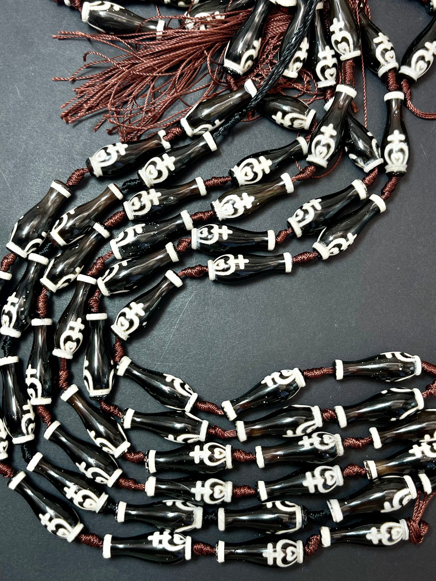 AAA Natural Tibetan gemstone bead . Handmade bead . Gorgeous hand printed bead. Excellent quality. Full strand 15.5”