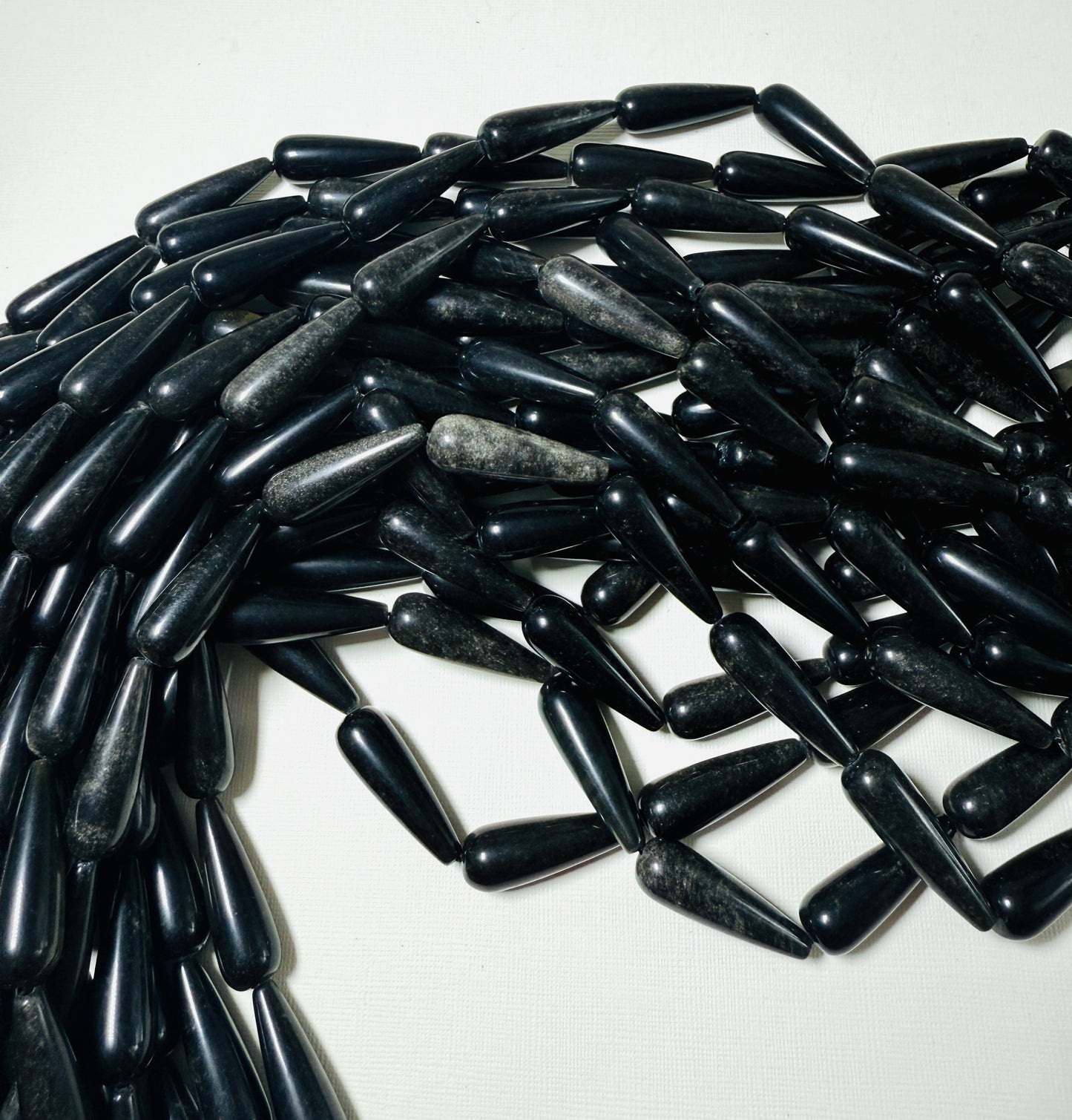 NATURAL Obsidian Gemstone Bead. 30x10mm Teardrop Shape Beads. Beautiful natural black color beads. Full Strand 15.5"