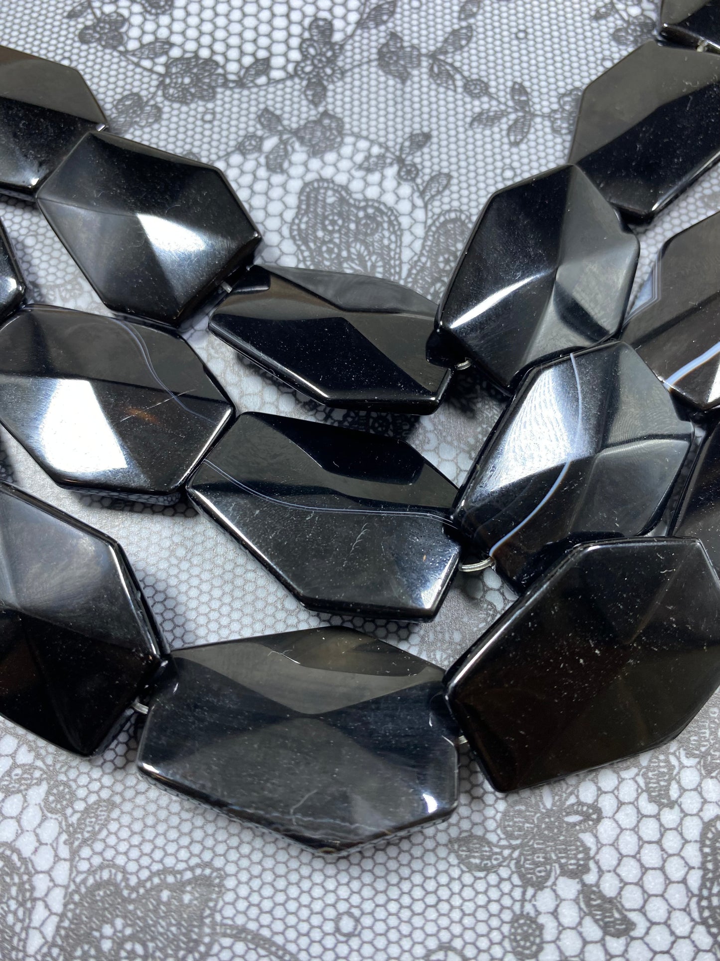 AAA Natural black Agate bead 29x39mm. Natural gemstone agate beads. Great for jewelry making ! 15.5''