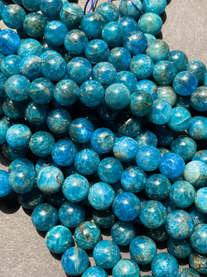 AAA Natural Apatite Gemstone Bead, 4mm 6mm 8mm 10mm Smooth Round Bead, Beautiful Natural Blue Color Gemstone Great Quality Apatite Bead