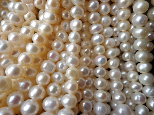 AAA Natural Freshwater Pearl Beads, 4mm 5mm 6mm 8mm 9-10mm 11-12mm Round Shape Beads, Beautiful Natural White Fresh Water Pearl Bead. 14”