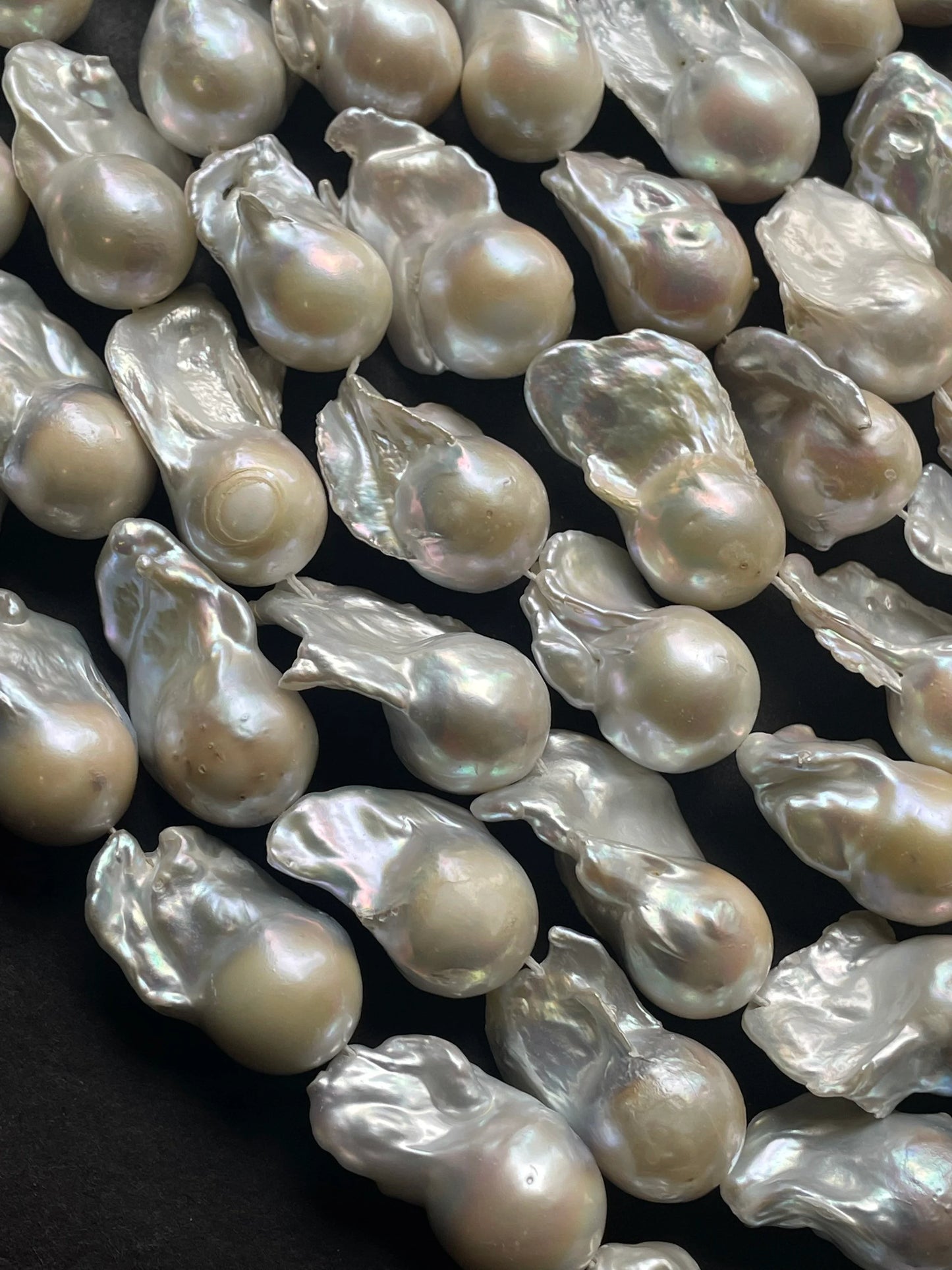 AAA 100% Natural Real Nice Quality Baroque Pearl 15x28mm Natural Freedom Shape. Gorgeous Natural White Baroque Freshwater Pearl 15”