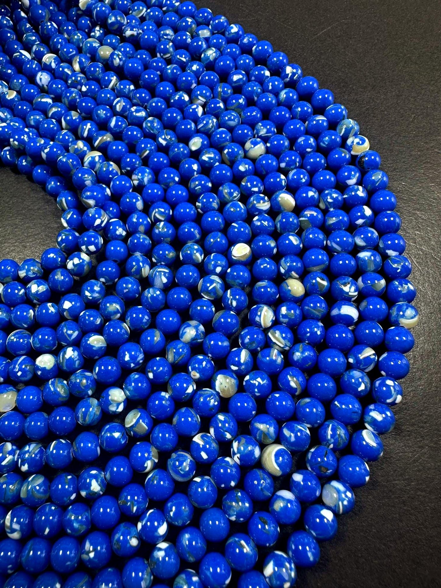 Navy Blue Shell Smooth Round Shape Bead. Beautiful Navy Blue Color with Patten, Great Quality 15.5"