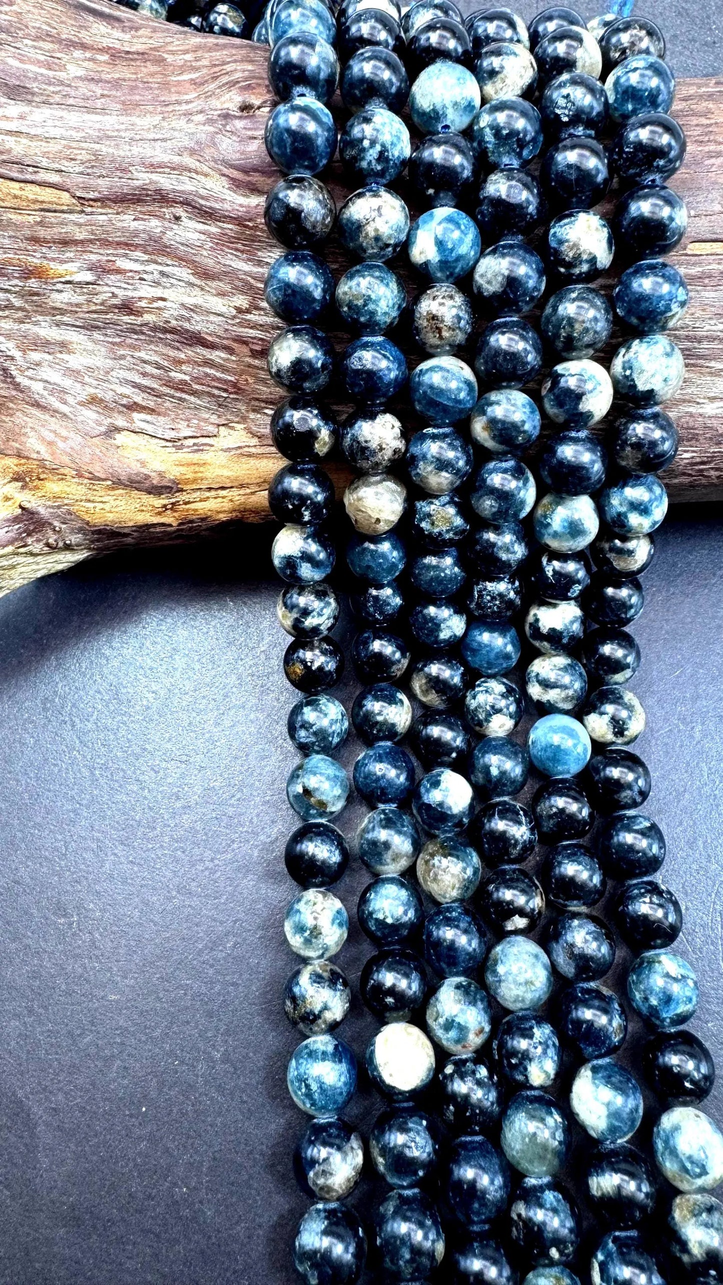Natural blue tourmaline gemstone bead. Smooth round bead. Beautiful Natural blue color. Not treated ! Full strand 15.5”