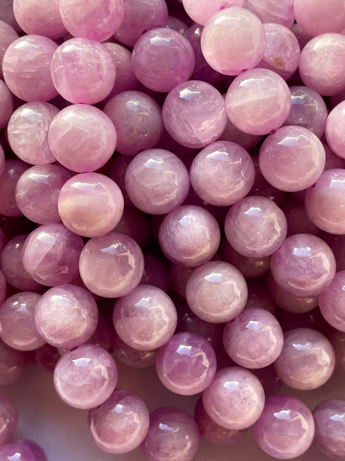 AAA Natural Kunzite Gemstone Bead 6mm 8mm 10mm 12mm Round Bead, Gorgeous Natural Purple Pink Color Kunzite Gemstone Bead