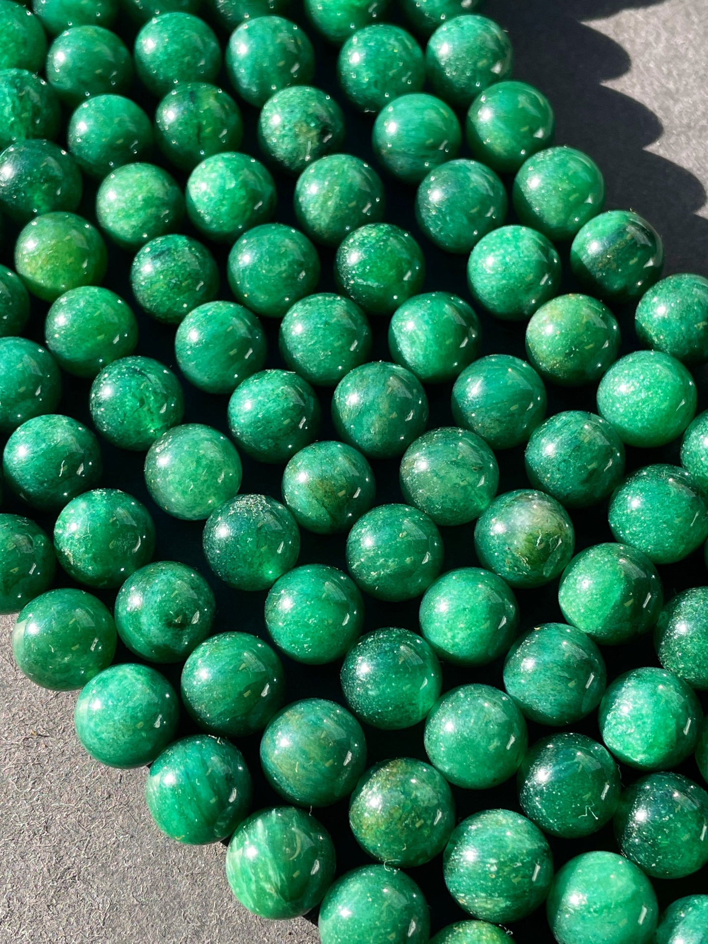 AAA Natural Green Lepidolite Gemstone Bead 6mm 8mm 10mm Round Beads, Beautiful Green Color Lepidolite Gemstone Bead
