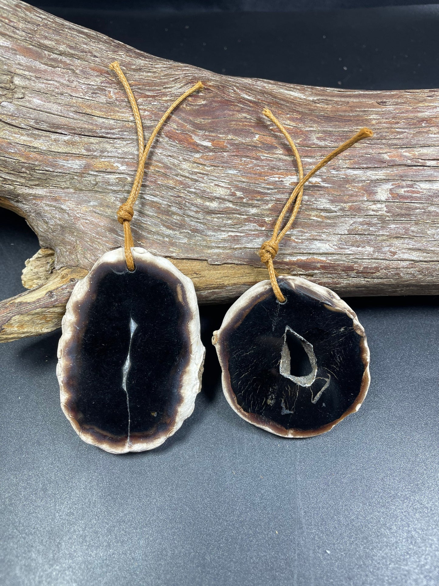 Natural Gemstone Black Druzy Quartz Pendant Free Form Shape Beautiful Black and White Color Loose Bead Loose Pendant Great Quality Quartz!!!