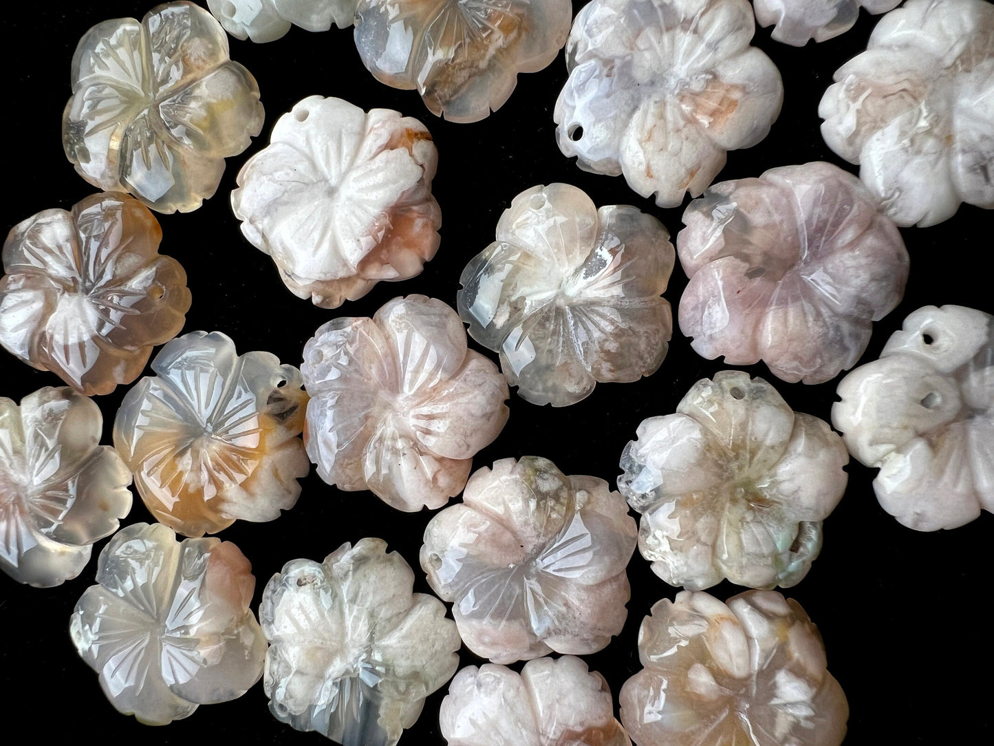 Natural Blossom Agate Hand Carved Flower Pendant 25mm Gorgeous Pink Beige Color Handmade Earring Loose Bead Loose Gemstone Loose Earring