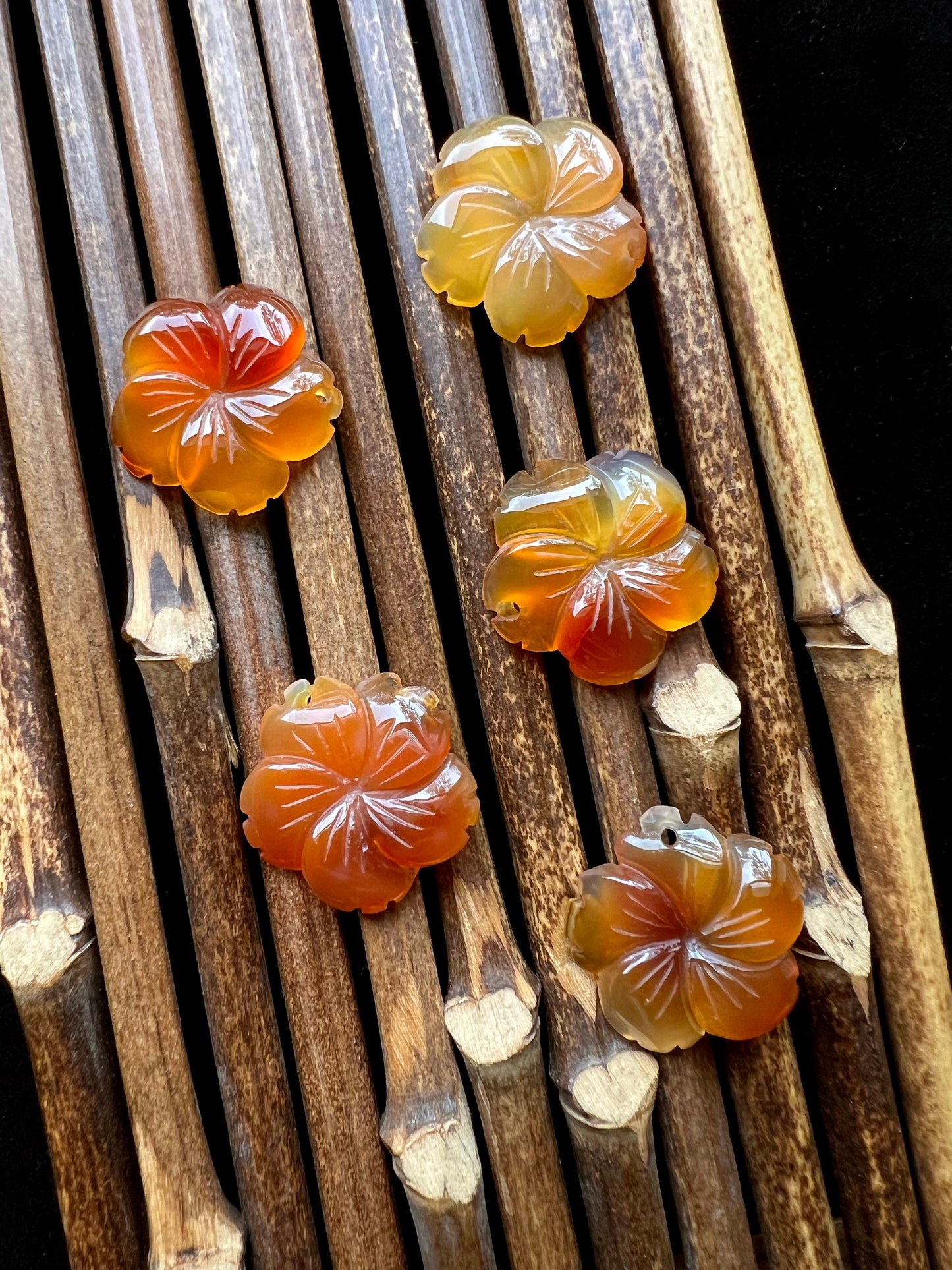 Natural Carnelian Pendant Hand Carved Flower Shape 25mm Beautiful Red Orange Color Handmade Earring Loose Earring Gemstone