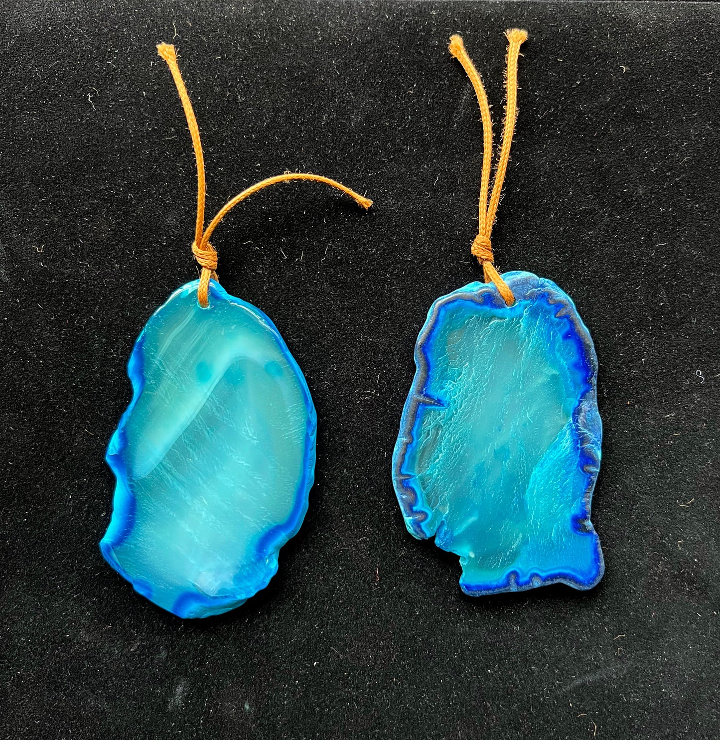 Natural Druzy Agate Unique Freeform Shape Gorgeous Gradient Blue Color Loose Pendant