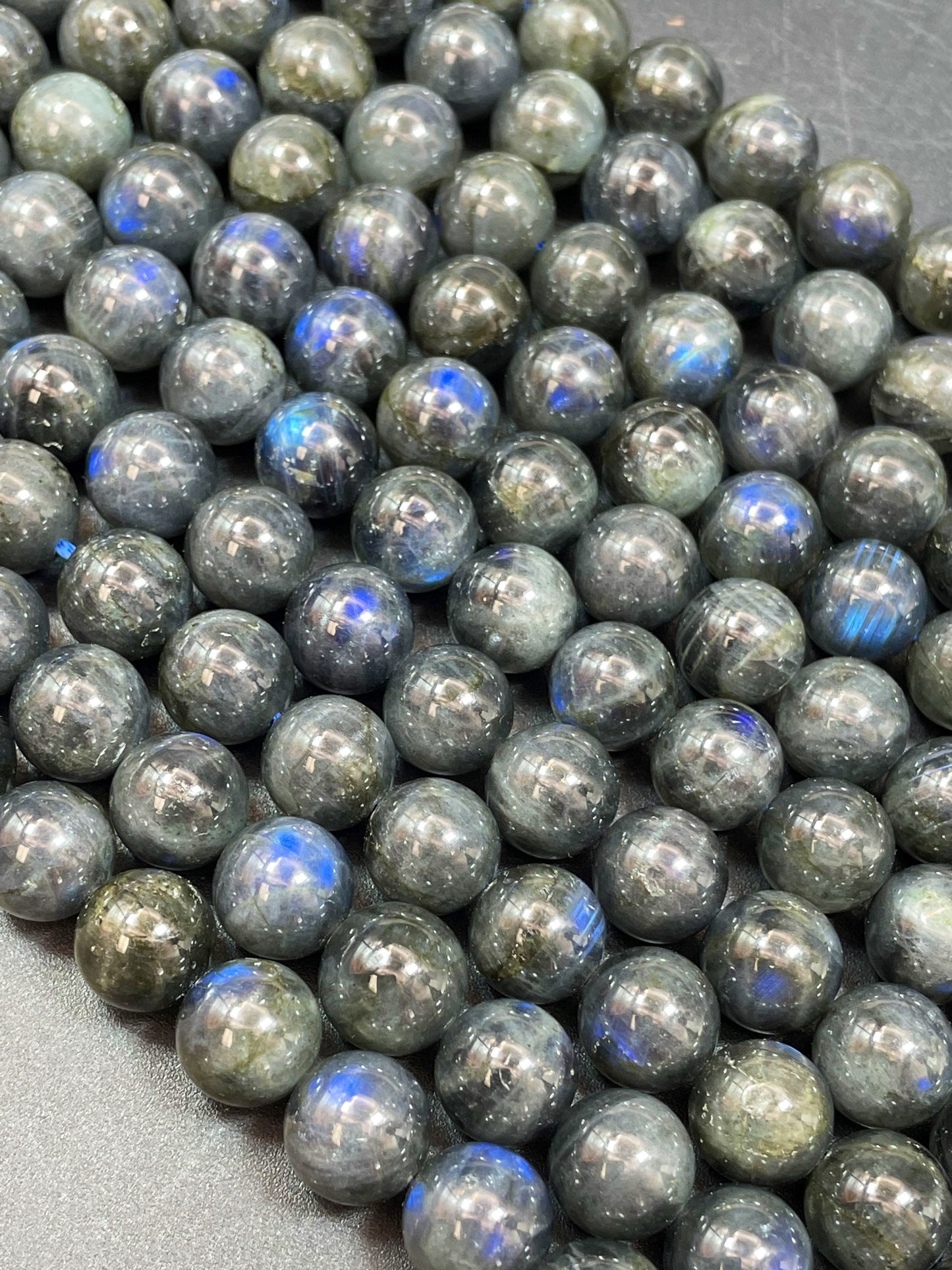 AAA Natural Black Blue Flash Labradorite Gemstone Bead 6mm 8mm 10mm Round Bead, Natural Black Gray Color with Blue Flash Labradorite Gemstone Beads 15.5"