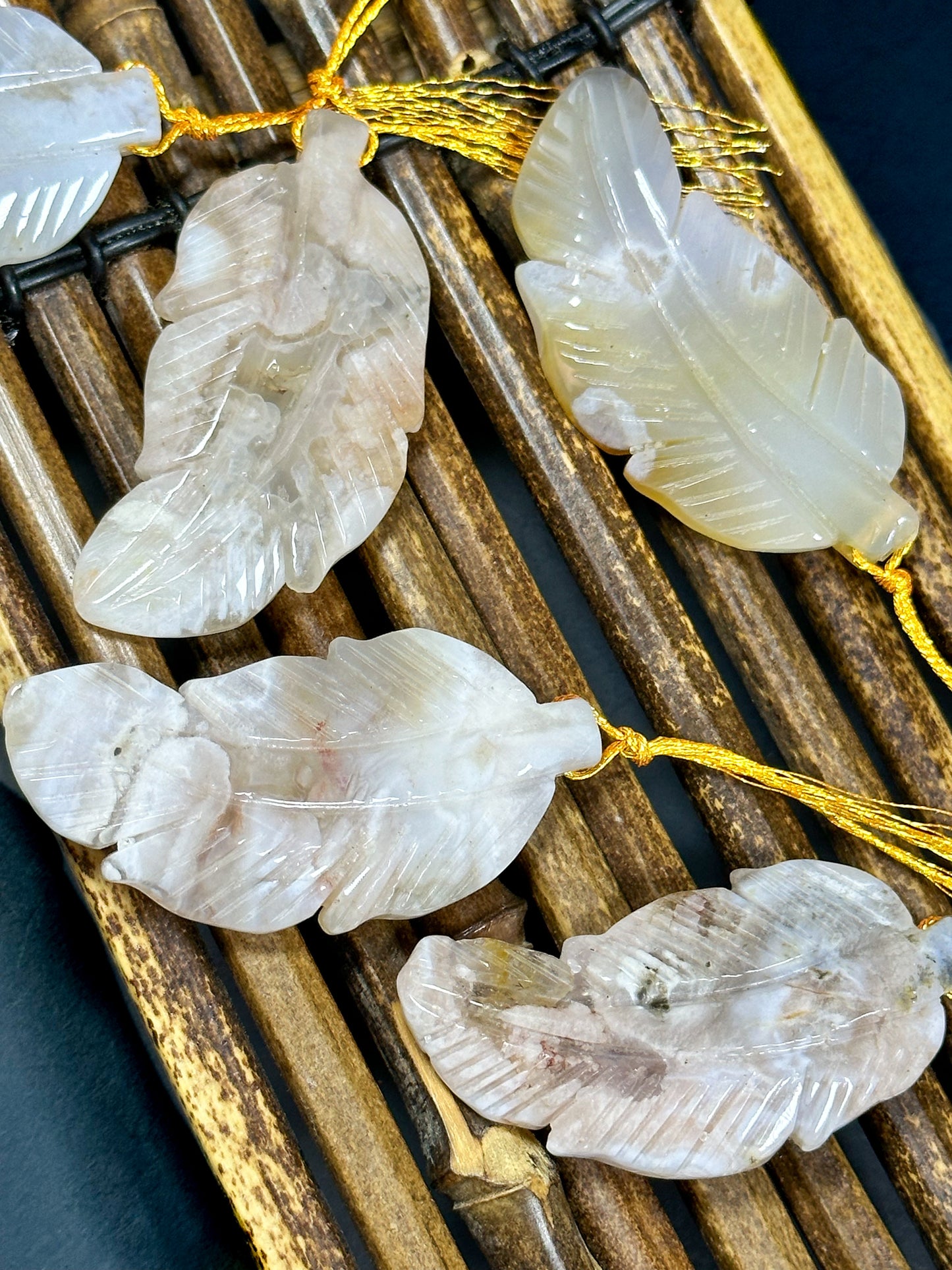 NATURAL Beautiful Hand Carved Blossom Flower Agate Gemstone Pendant 51x24mm Feather Shape, Gorgeous Beige Color Agate Loose Pendant Bead