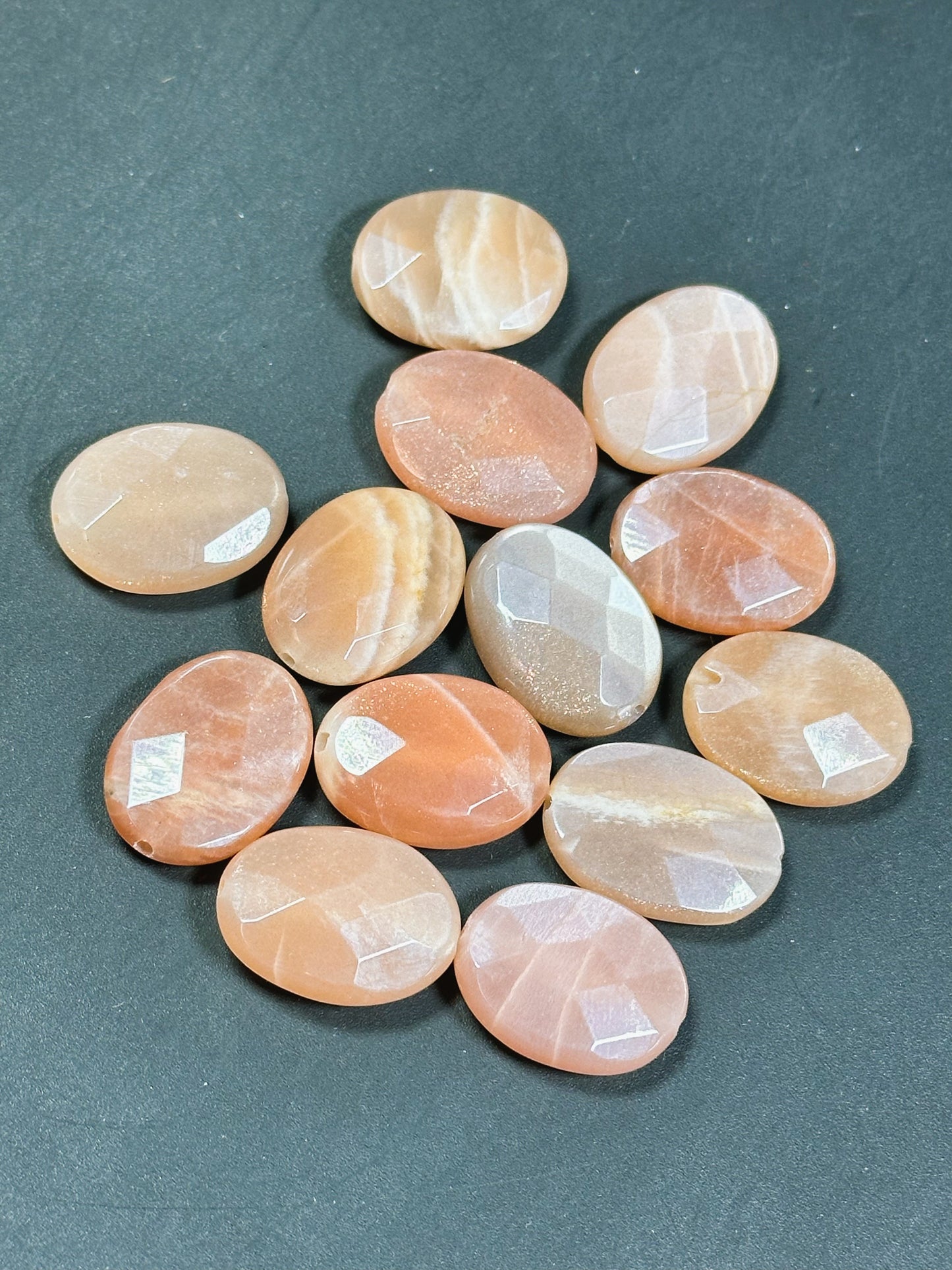 AAA Natural Peach Brown Moonstone Gemstone Bead Faceted 20x15mm Oval Shape, Gorgeous Peach Brown Color Shimmer Moonstone Bead, LOOSE BEADS