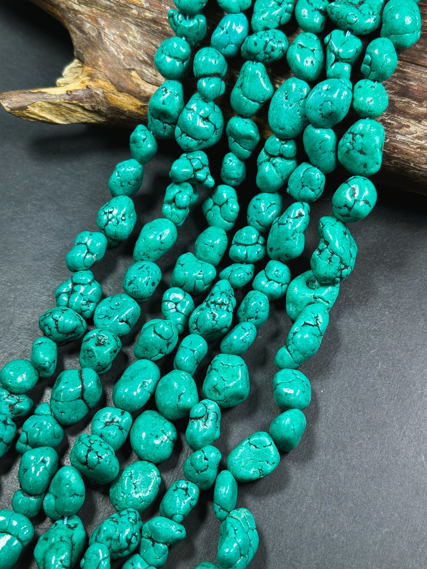 Beautiful Howlite Turquoise Gemstone Beads Freeform Nugget Shape Beads, Gorgeous Green Turquoise Color Howlite Stone Bead, Full Strand 15.5"