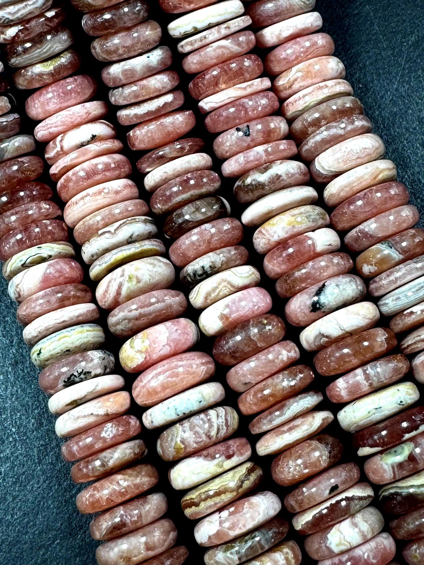 AAA RHODOCROSITE Gemstone bead. rondelle shape . gorgeous Natural Rose pink color . not treated. Excellent quality . full strand 15.5