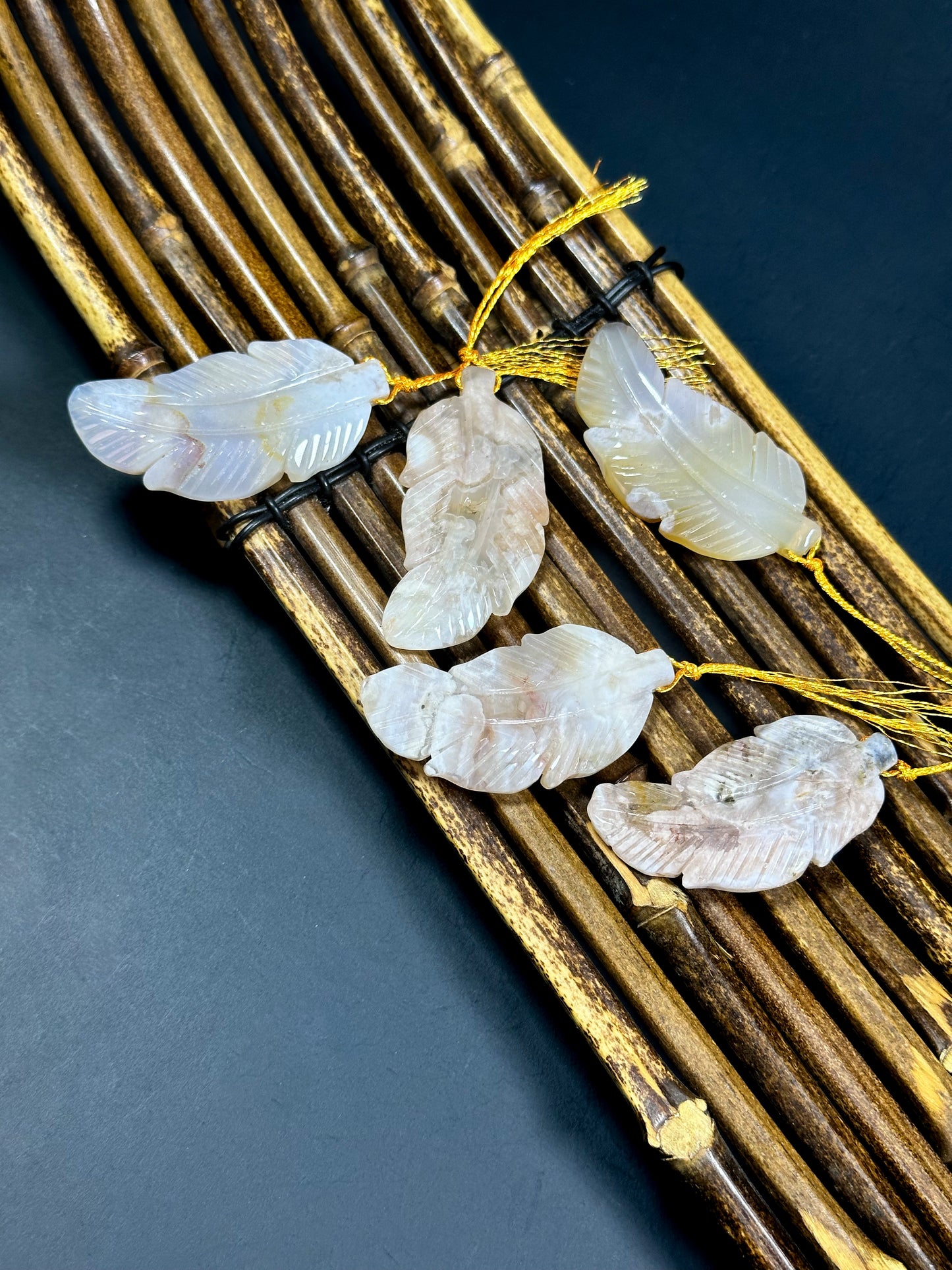 NATURAL Beautiful Hand Carved Blossom Flower Agate Gemstone Pendant 51x24mm Feather Shape, Gorgeous Beige Color Agate Loose Pendant Bead