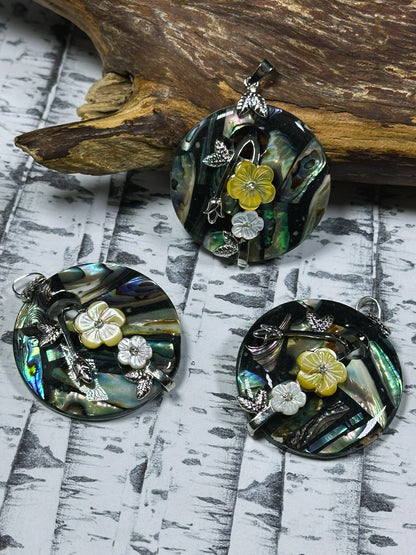 Natural Abalone Shell Pendant Charm, Beautiful Rainbow Abalone Coin Circle Shape Pendant with Floral Flower Design for Jewelry Making (1pc)