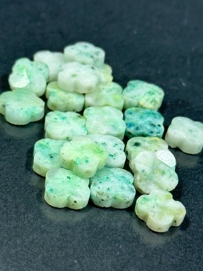 NATURAL Chrysocolla Gemstone Bead Faceted 17mm Clover Flower Shape Beautiful Natural Green Blue Color Chrysocolla Gemstone Bead LOOSE Beads