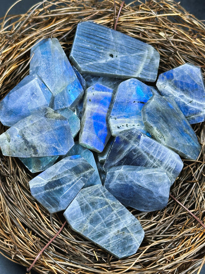 Natural Blue Flash Labradorite Gemstone Bead, Faceted Freeform Teardrop Shape, Beautiful Natural Blue Rainbow Flash Labradorite LOOSE BEADS