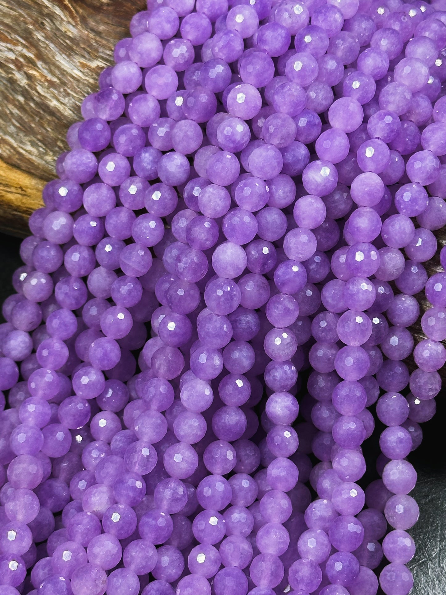 NATURAL Lavender Jade Gemstone Bead Faceted 6mm 8mm 10mm Round Bead Beautiful Lavender Purple Color Jade Gemstone Bead Nice Quality Full Strand 15.5"