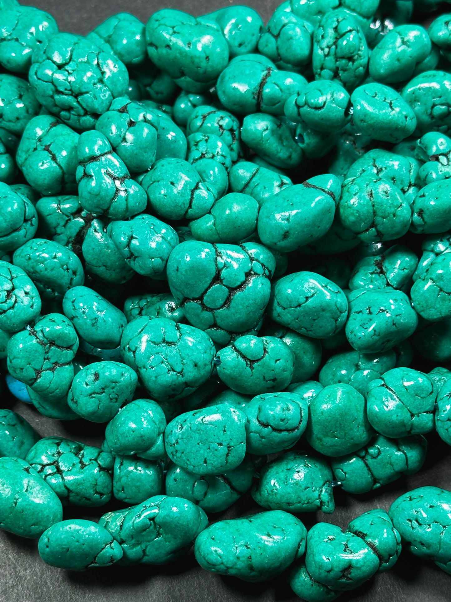 Beautiful Howlite Turquoise Gemstone Beads Freeform Nugget Shape Beads, Gorgeous Green Turquoise Color Howlite Stone Bead, Full Strand 15.5"