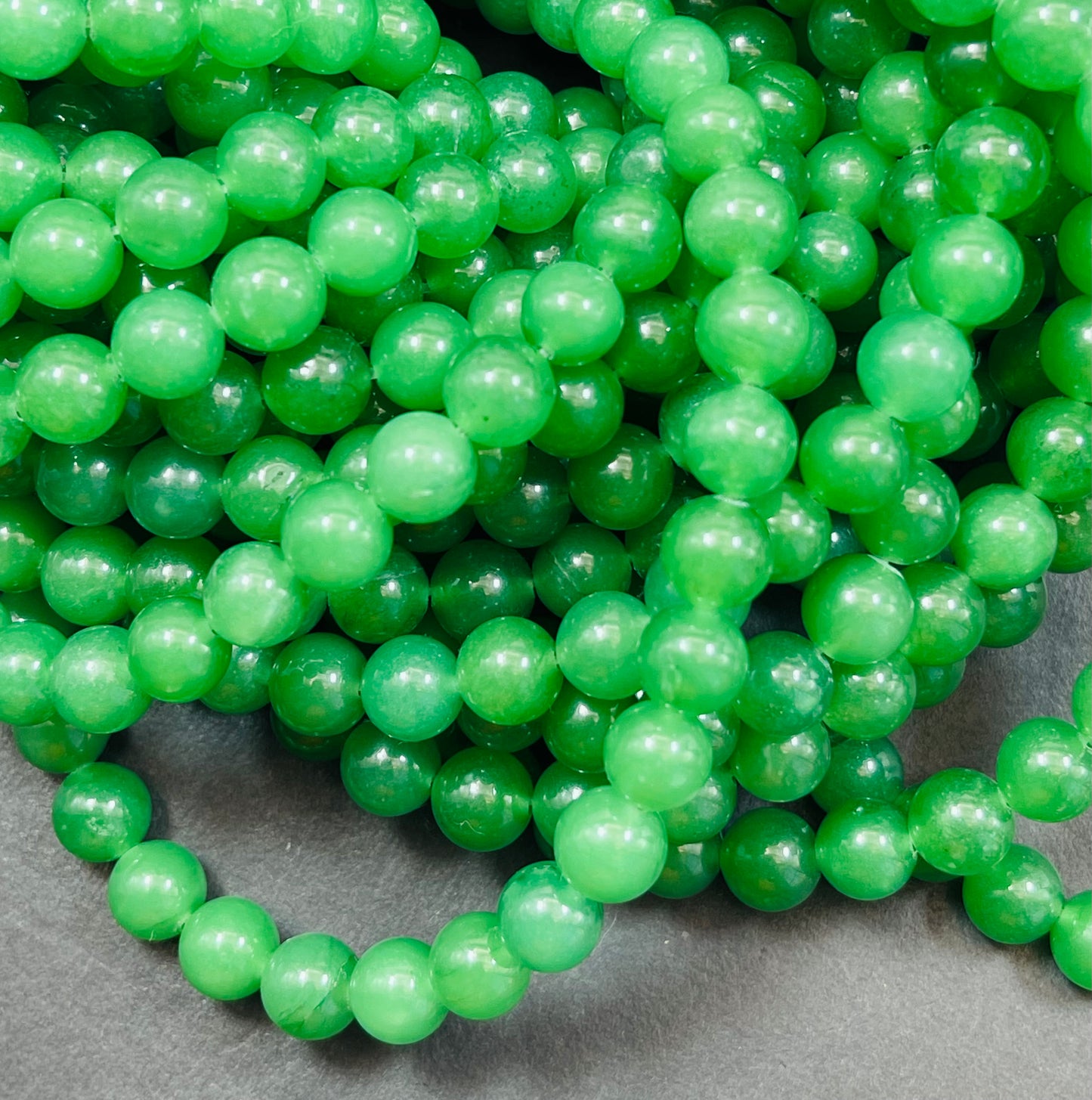 Natural Green Jade Gemstone Bead Smooth 6mm 8mm 10mm Round Beads, Gorgeous Natural Deep Green Color Jade Gemstone Bead Full Strand 15.5"