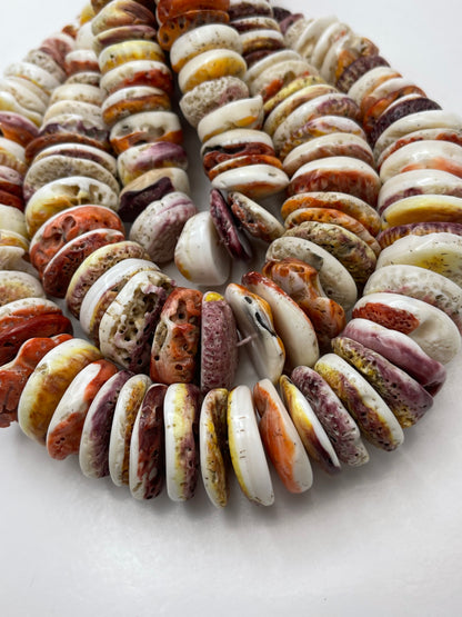 AAA Natural spiny oyster shell Graduated shape. High polished spiny oyster shell necklaces bead. White, Red, Orange yellow Natural color