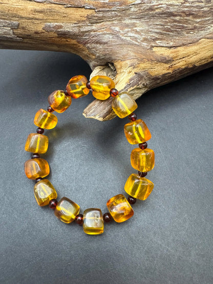Natural Baltic gemstone bead. 10mm cube sharp bracelet. gorgeous Natural gold yellow color. Excellent quality !