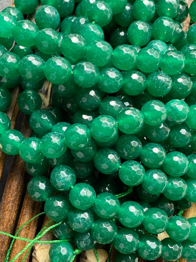 Natural Green Jade Gemstone Bead Faceted 6mm 8mm 10mm Round Beads, Gorgeous Green Color Jade Gemstone Bead