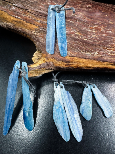 AAA Natural Kyanite Gemstone Earring, Freeform Teardrop Shape, Excellent Quality. Unique Natural Shape . Beautiful Natural Blue Color Kyanite Earrings