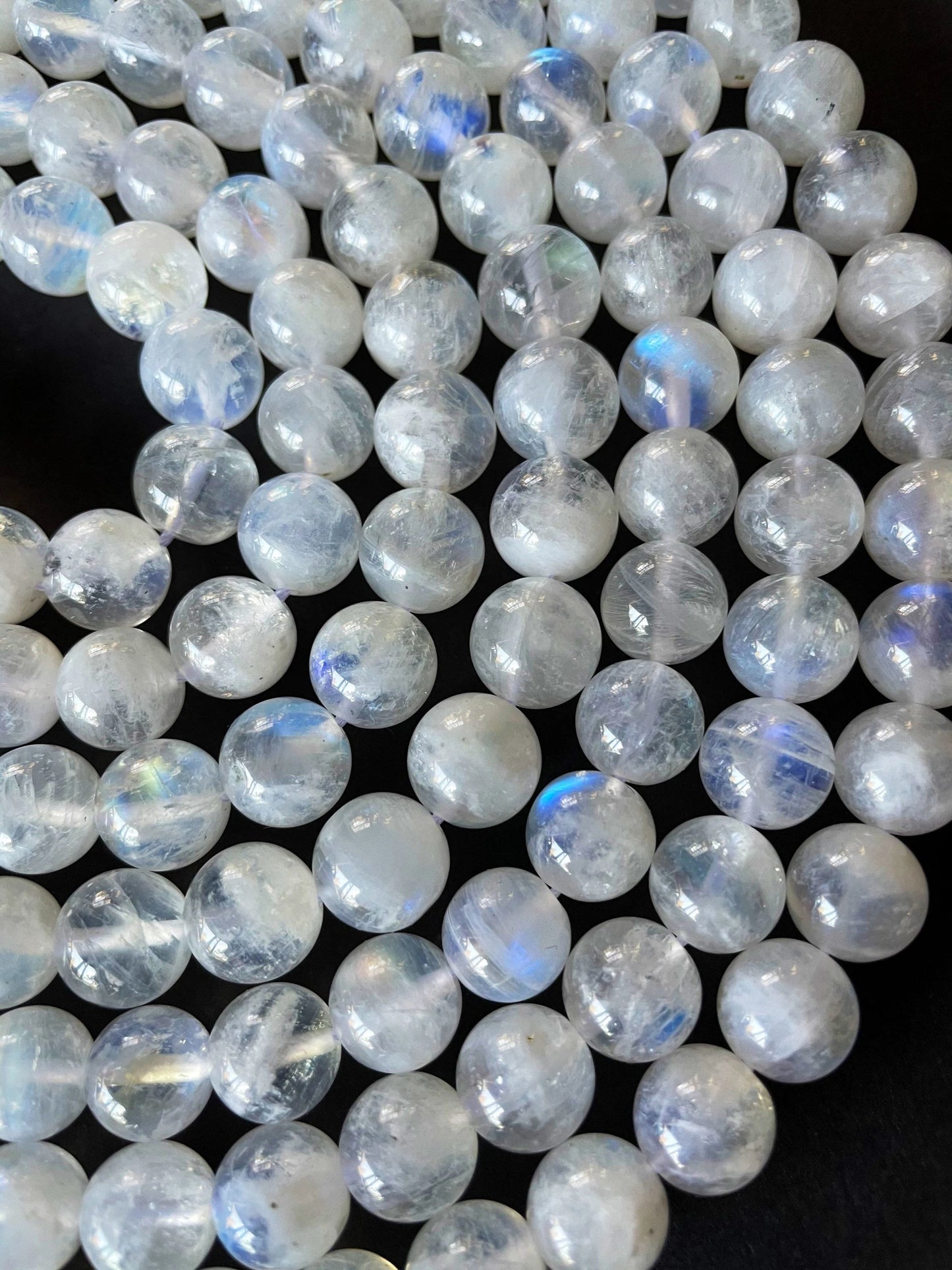 AAA Natural blue flash moonstone 4mm 6mm 8mm 10mm 12mm rainbow moonstone. Gorgeous natural blue flash color .Great quality rainbow moonstone