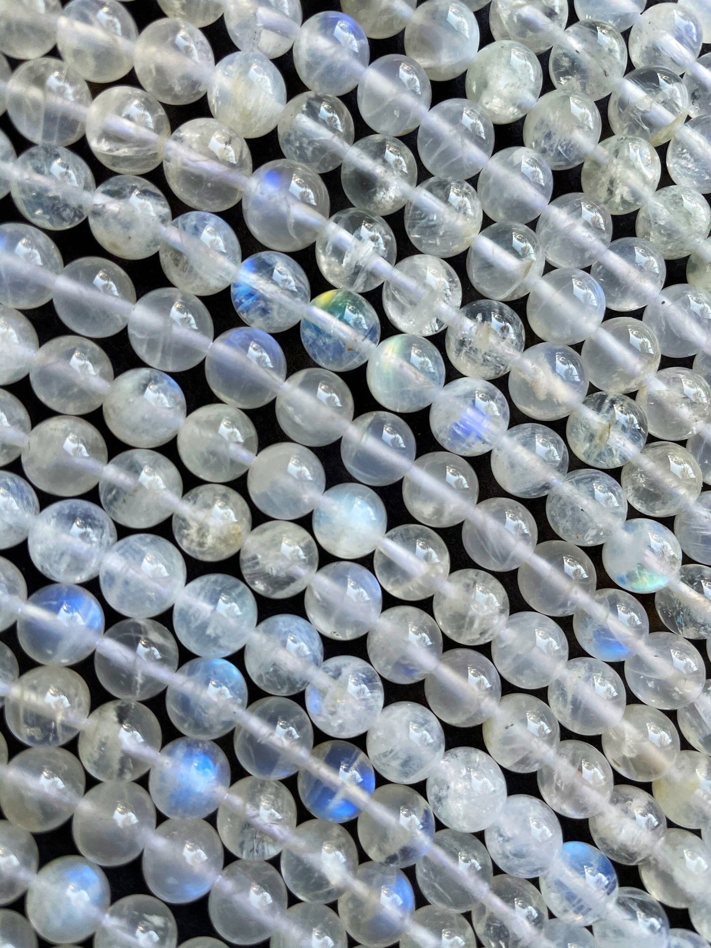 AAA Natural blue flash moonstone bead. 4mm 6mm 8mm 10mm round bead . Beautiful natural blue flash super clear moonstone Real nice quality