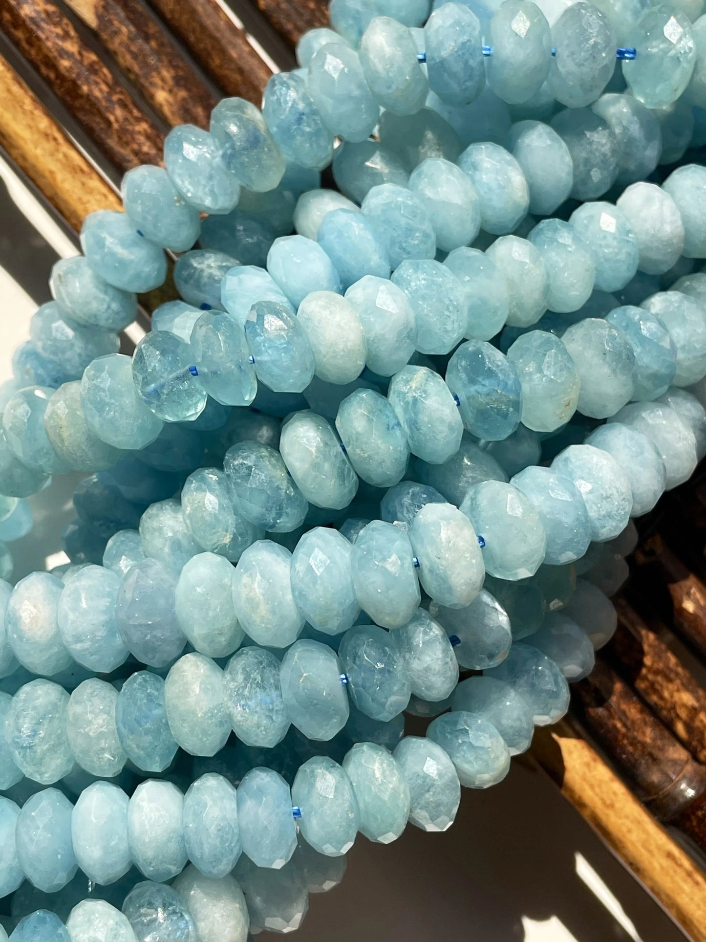 AAA Natural Blue Aquamarine Stone Bead. Faceted 4x7m, 5x8mm, 6x9mm, 6x10mm Rondelle Shape. Beautiful Natural Blue Color. Real Nice Quality!