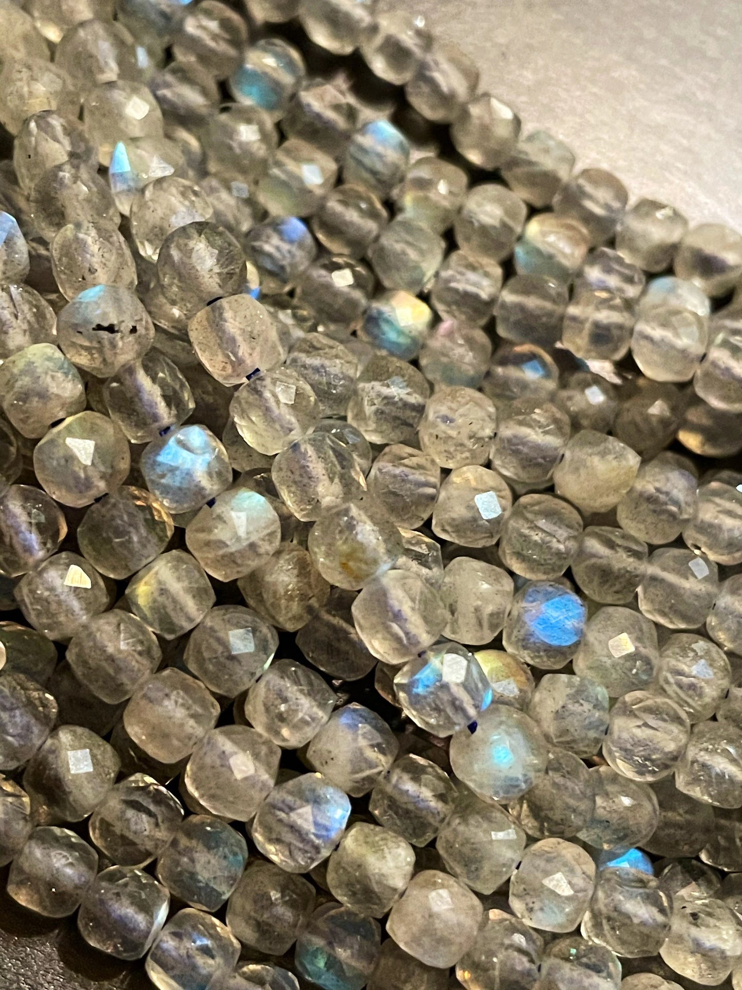 AAA Natural blue flash labradorite stone bead. Faceted 4mm square shape bead. Gorgeous natural blue flash labradorite gemstone bead.15.5”