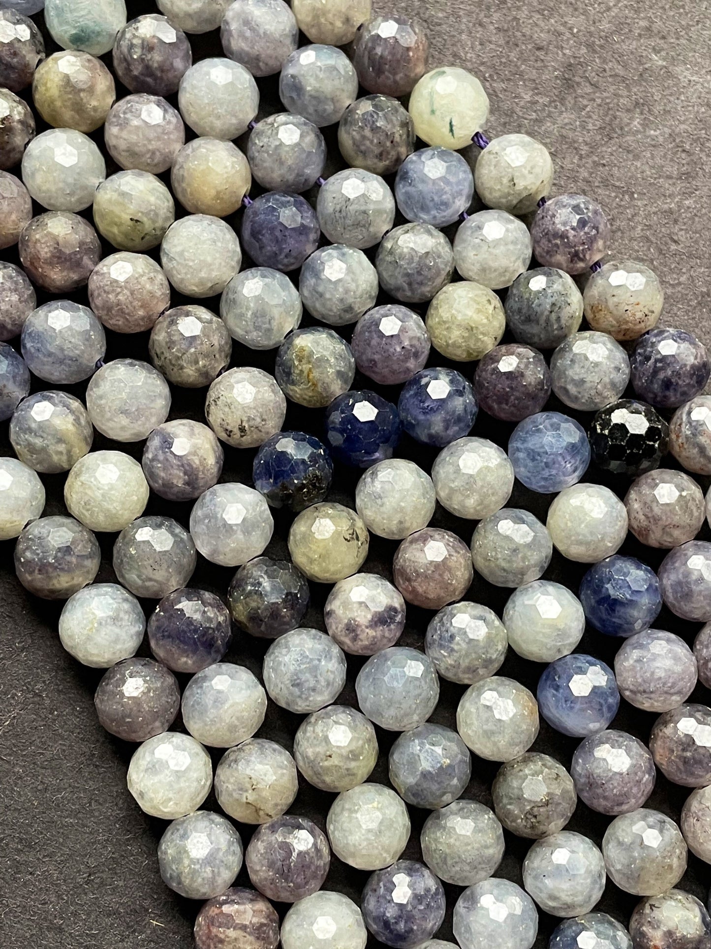 Natural tanzanite stone bead. Faceted 6mm round bead . Gorgeous natural purple gray color tanzanite gemstone bead .full strand 15.5”