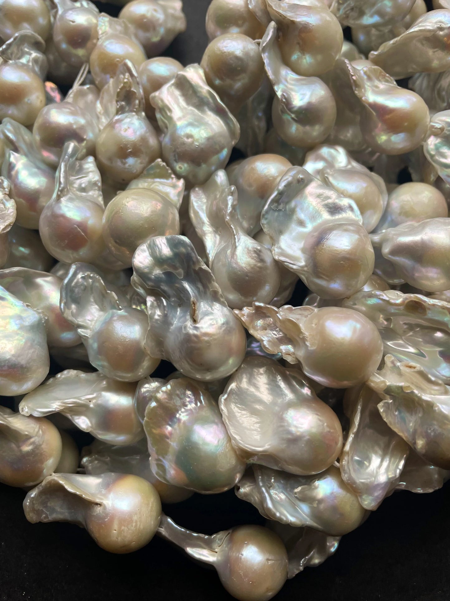 AAA 100% Natural Real Nice Quality Baroque Pearl 15x28mm Natural Freedom Shape. Gorgeous Natural White Baroque Freshwater Pearl 15”