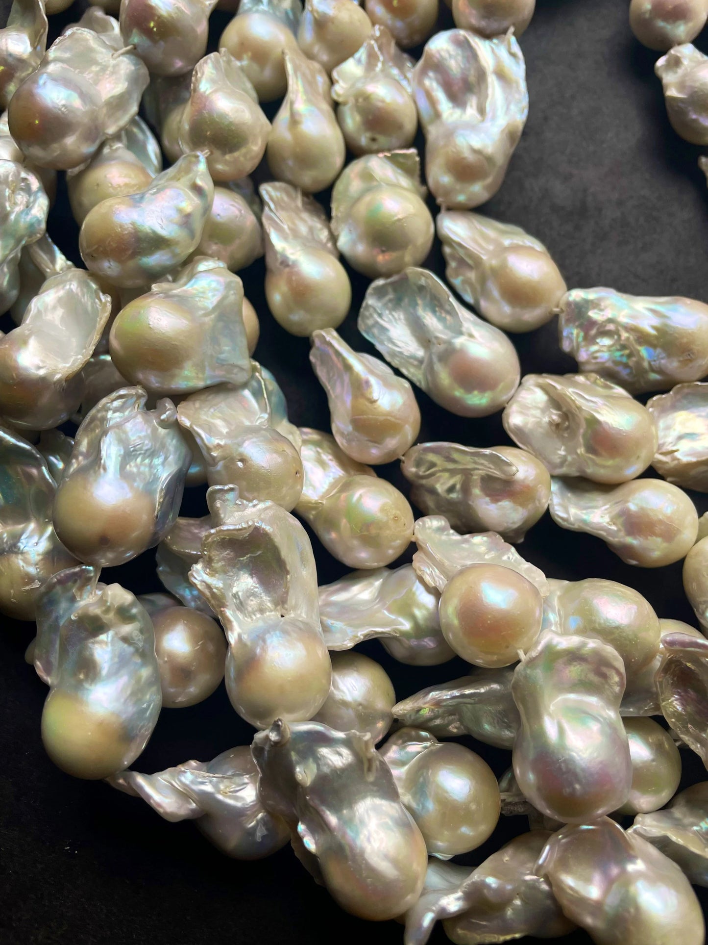 AAA 100% Natural Real Nice Quality Baroque Pearl 15x28mm Natural Freedom Shape. Gorgeous Natural White Baroque Freshwater Pearl 15”
