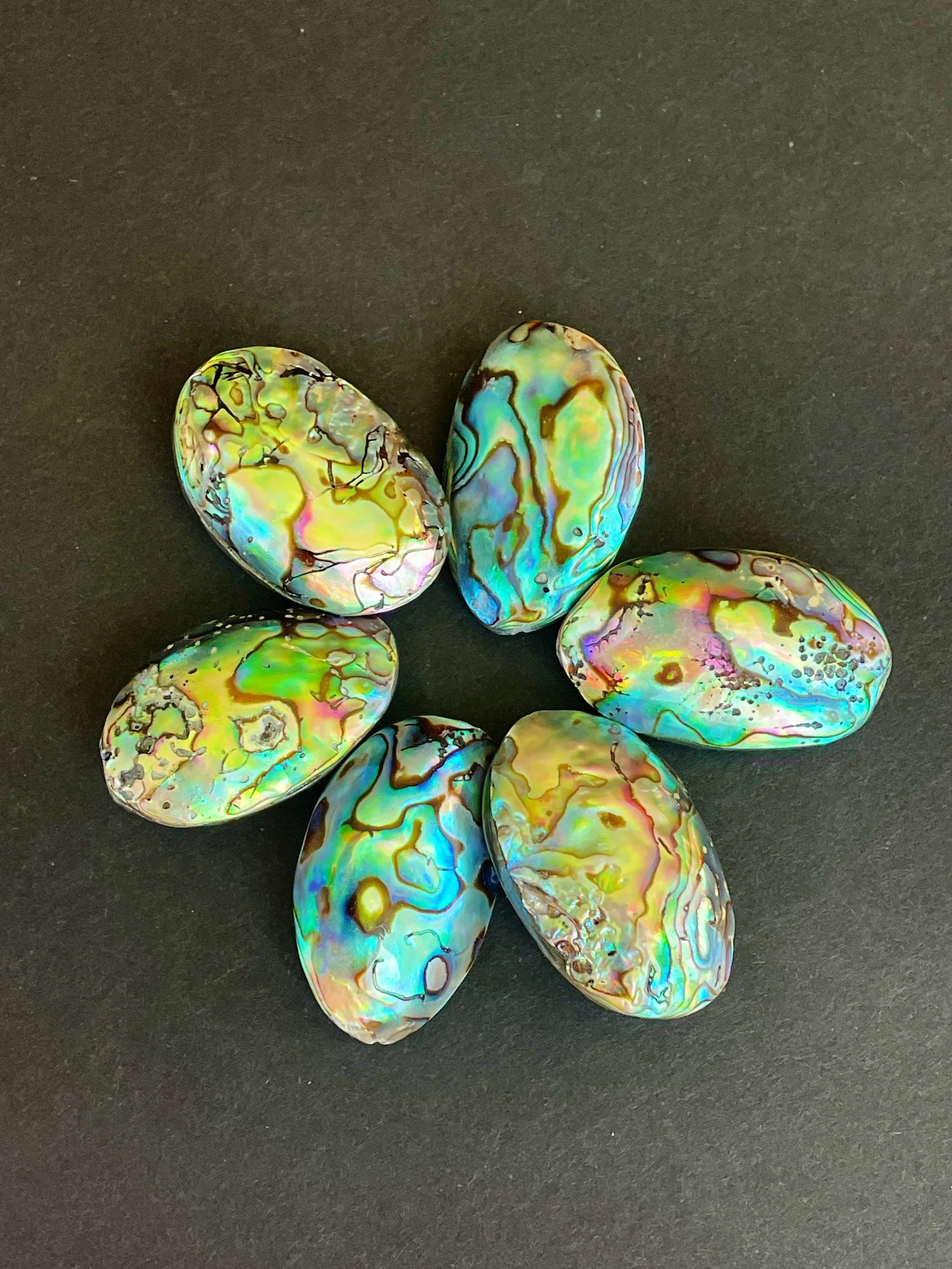 AAA Natural Abalone Shell Bead. 17x20mm Freedom Shape. Beautiful Natur ...