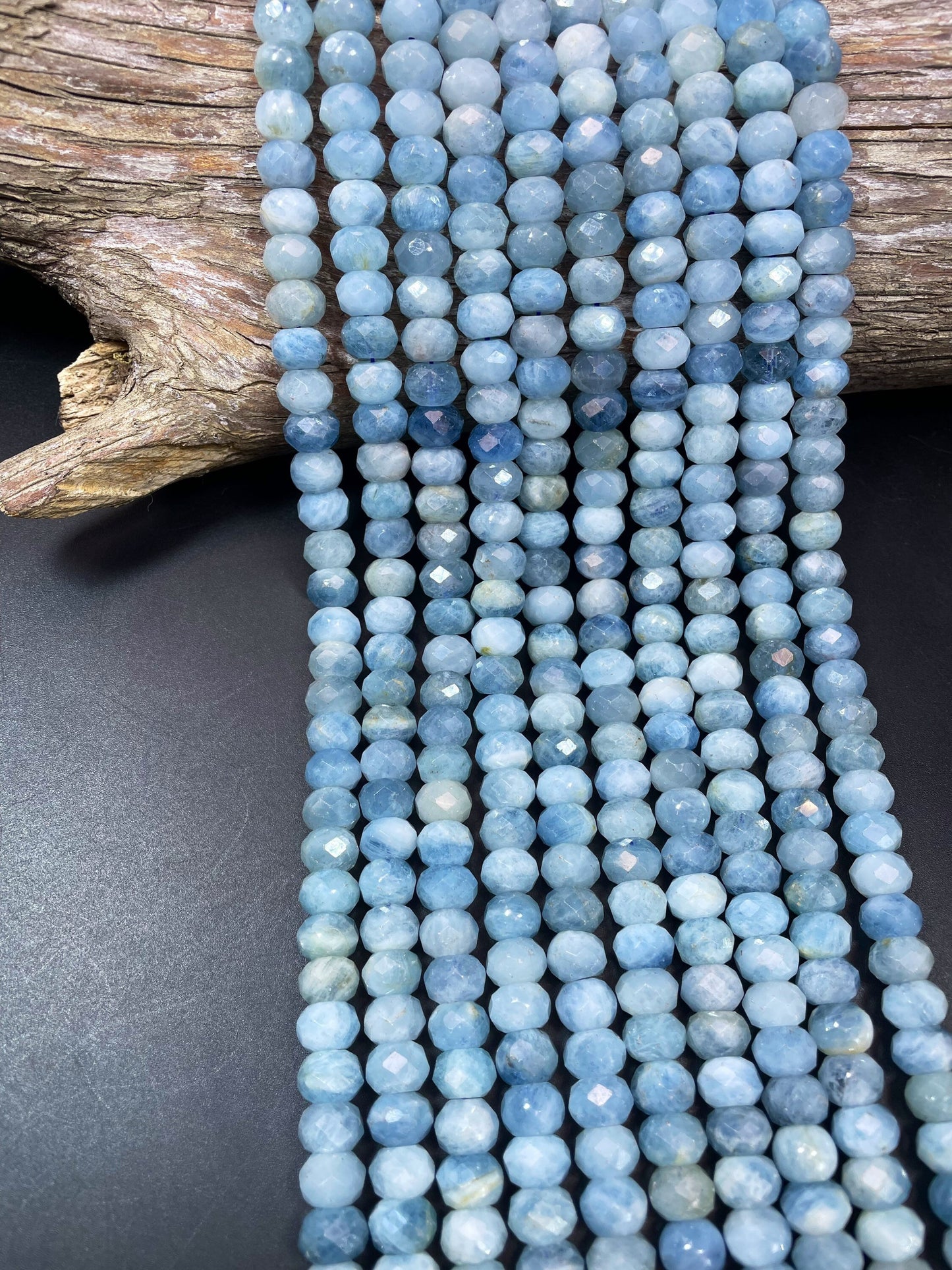 Natural blue Aquamarine stone bead. Faceted 4x6mm 6x8mm 7x9mm Rondelle Shape . Gorgeous natural sea blue Aquamarine gemstone. High quality