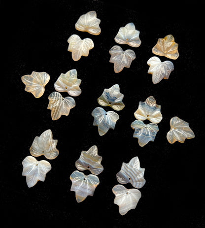 Natural Botswana  Agate Pendant Hand Carved Maple Leaf 24mm Gorgeous Gray Color Handmade Earring Loose Bead Loose Pendant Loose Earring bead