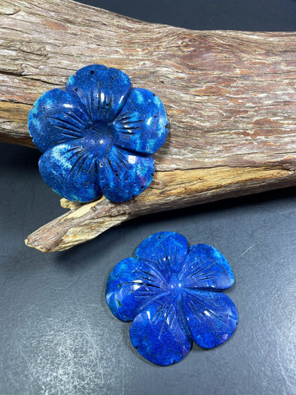 100% Hand Carved Fossil Coral Gemstone Pendant. Gorgeous Flower Shape. Excellent Quality Hand Crafted Gemstone Pendant. Loose Stone Bead