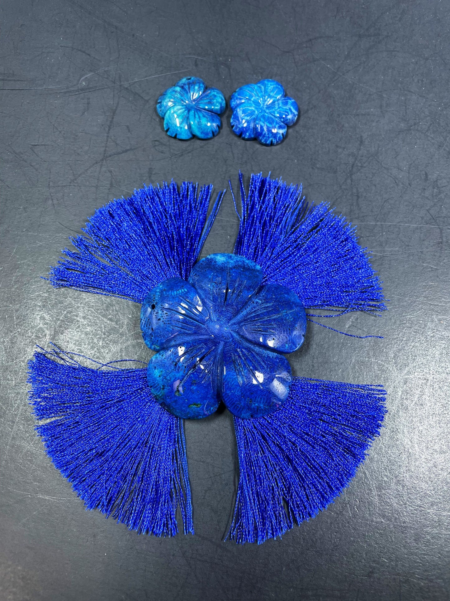 100% Hand Carved Fossil Coral Gemstone Pendant. Gorgeous Flower Shape. Excellent Quality Hand Crafted Gemstone Pendant. Loose Stone Bead