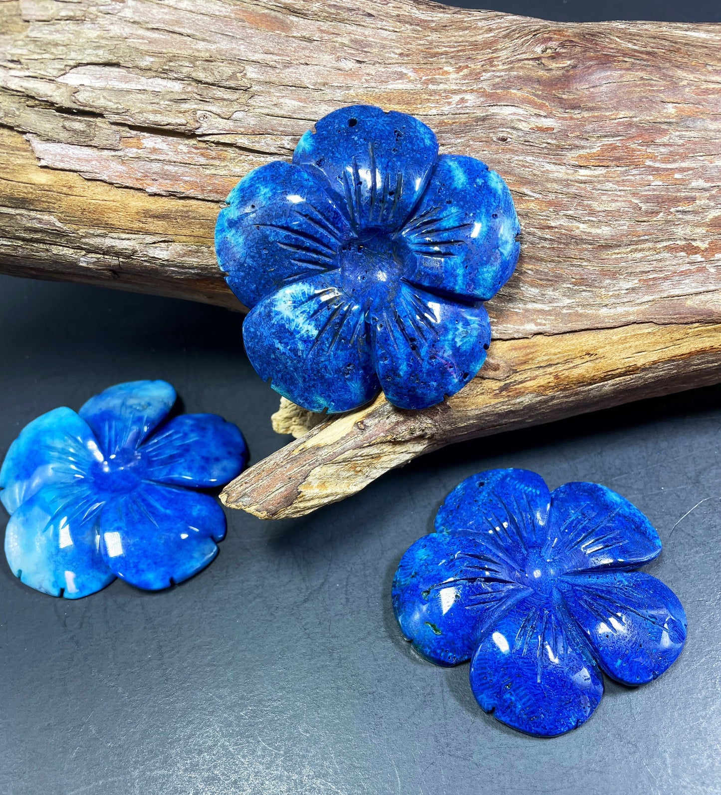 100% Hand Carved Fossil Coral Gemstone Pendant. Gorgeous Flower Shape. Excellent Quality Hand Crafted Gemstone Pendant. Loose Stone Bead